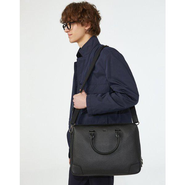 [25SS] [定番商品] ブラックエンボスロゴ 牛革ブリーフケース WBBA5E729BK