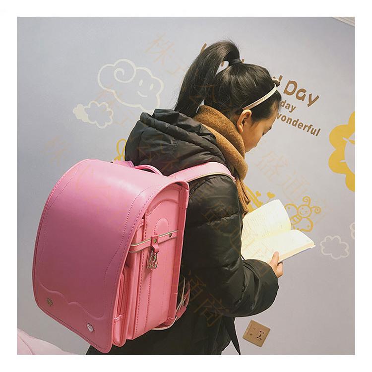 バッグリュックデイパック通学バッグ カバー付き 女の子 ランドセル 男の子 軽量 大容量 おしゃれ 型落ち A4教科書ノート対応 多機能