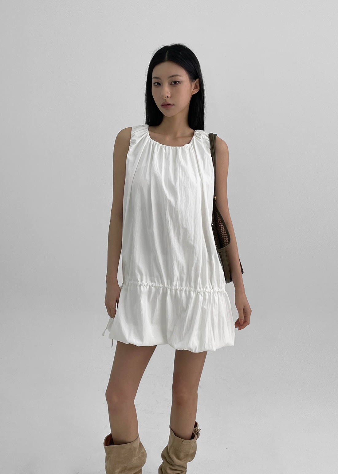 핀터비 나일론 벌룬 나시원피스