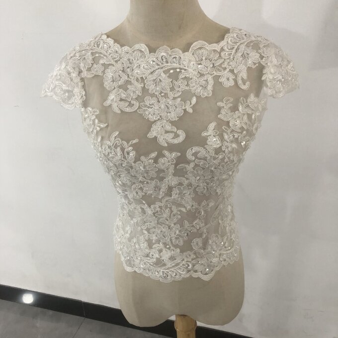レガント ウエディングドレス ボレロ レース 結婚式/披露宴 くるみボタンキラキラスパンコール