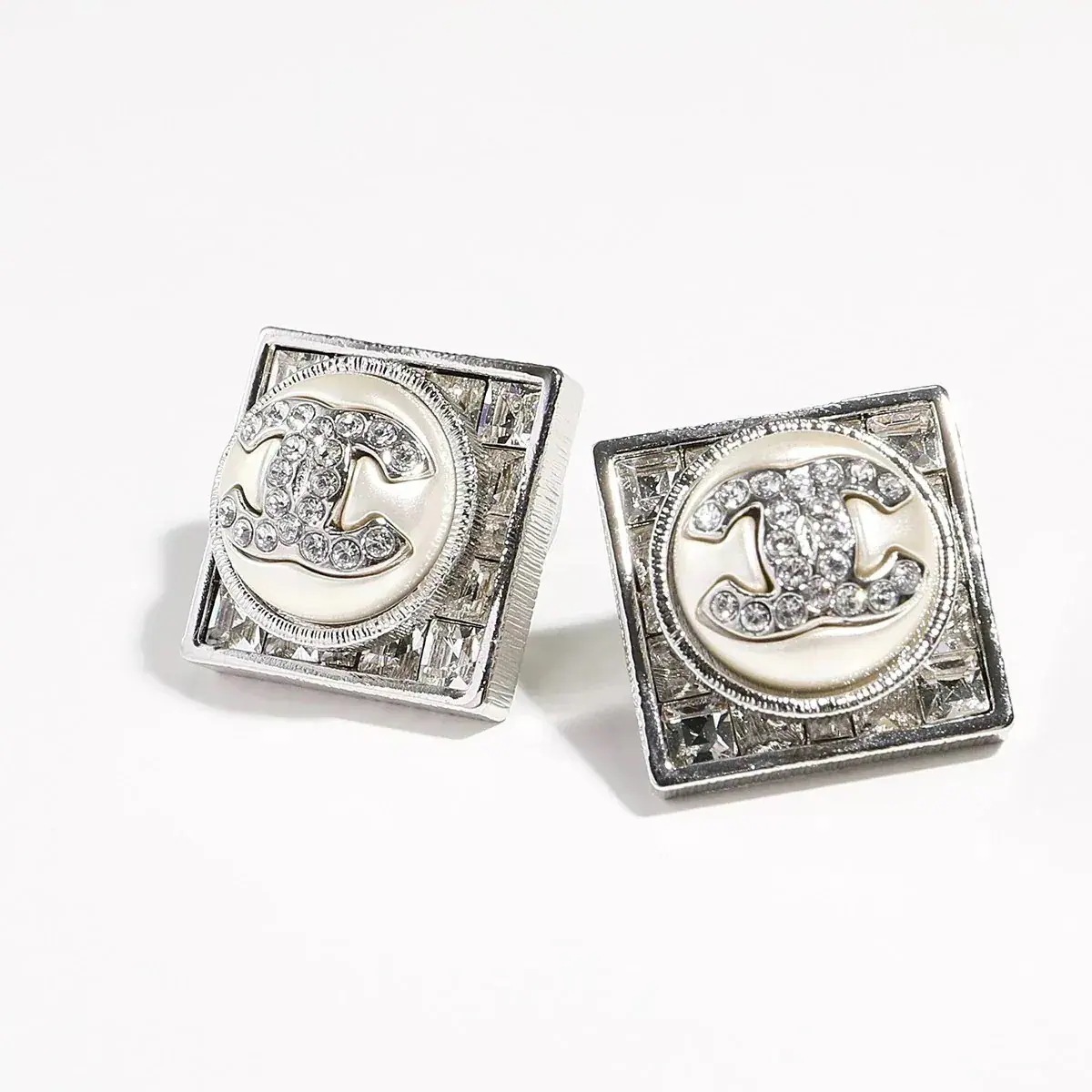 CHANEL シャネル ピアス ABA641 B10757 レディース スクエア メタル パール ラインストーン クリスタル ココマーク CCマーク ロゴ NN