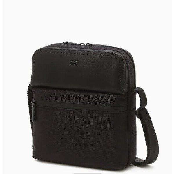 AK盆唐店 ブラックナイロンクロスバック DBBA5F772BK