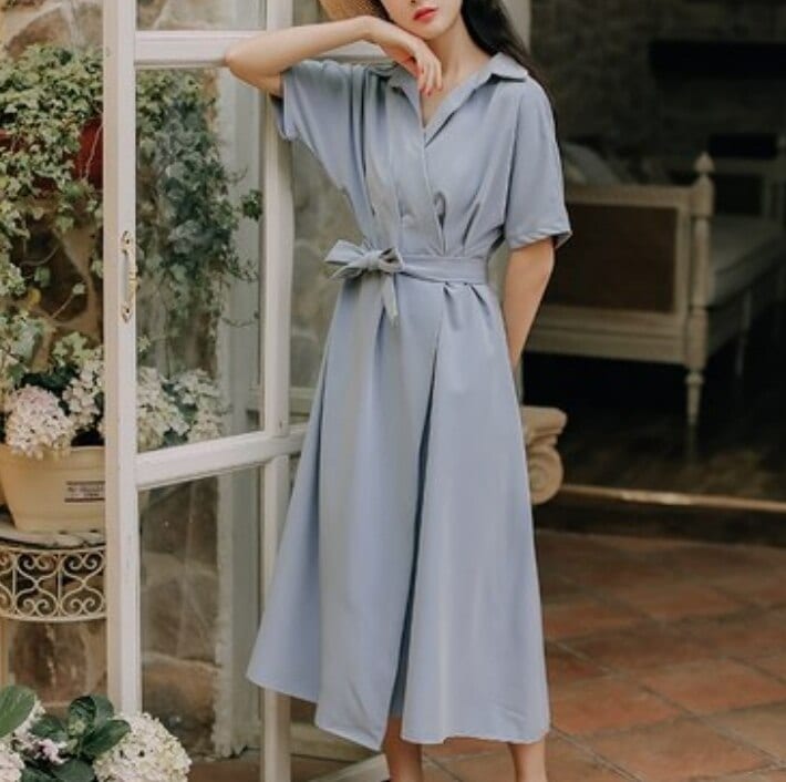 ワンピース ロング ロング丈 袖あり かわいい 大人可愛い きれいめ シンプル カジュアル 大人 Vネック 襟付き Aライン 無地 フレア 春夏 ロング丈 リボン ウエストマーク 半袖 レトロ ブルー 6,955円