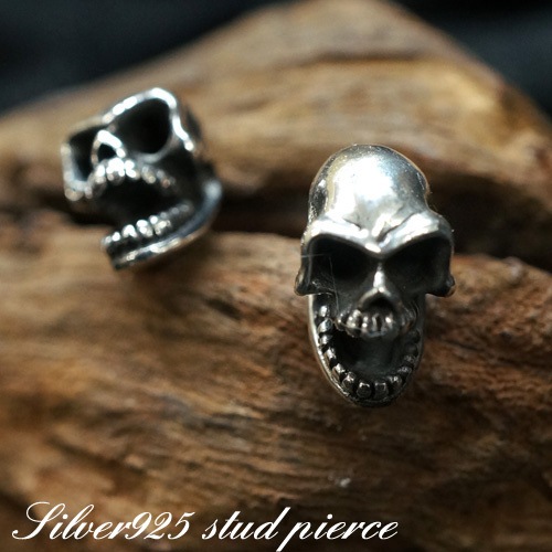 シルバーピアス　重厚感漂うスカルモチーフデザインシルバー925スタッドピアススタッドピアス　メンズピ