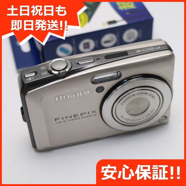 超美品 FinePix F60fd シルバー FUJIFILM デジカメ 64