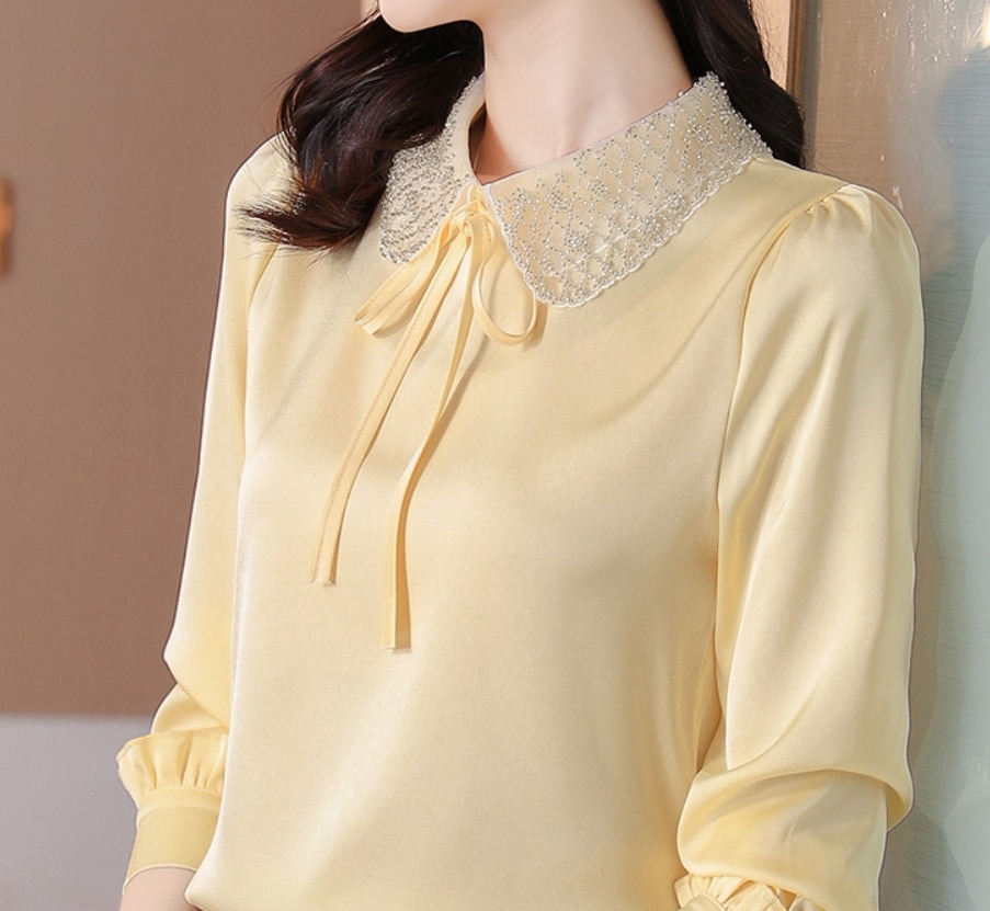 ラメ トップス シャツ ブラウス 白トップス 袖あり 長袖 襟付き ストレート Iライン リボン 薄手 かわいい 大人可愛い きれいめ シンプル 大人 上品 おしゃれ お洒落 大人可愛い 大人女子