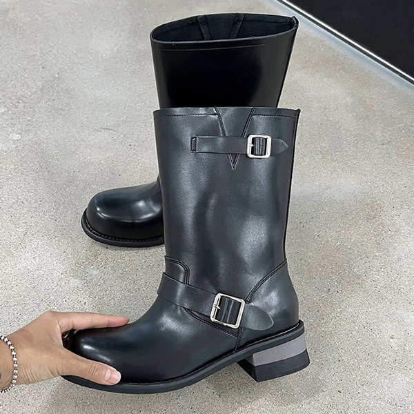 ショートブーツ ミドルブーツ エンジニアブーツ 履き口 ゆったり ルーズ フラット 黒 靴 韓国