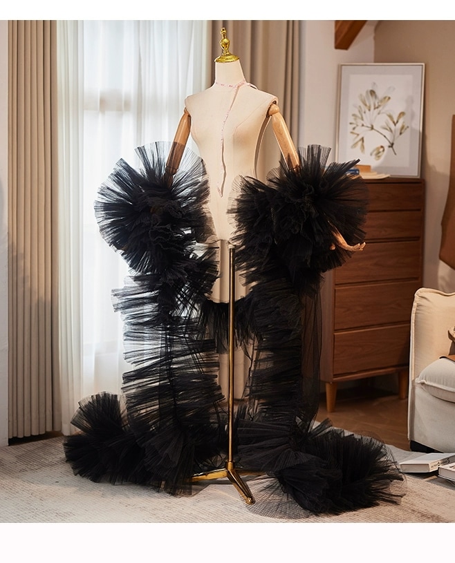 ポンチョ ブラック ソフトチュール フリル袖 華やかなトレーン 前撮りプリーツド