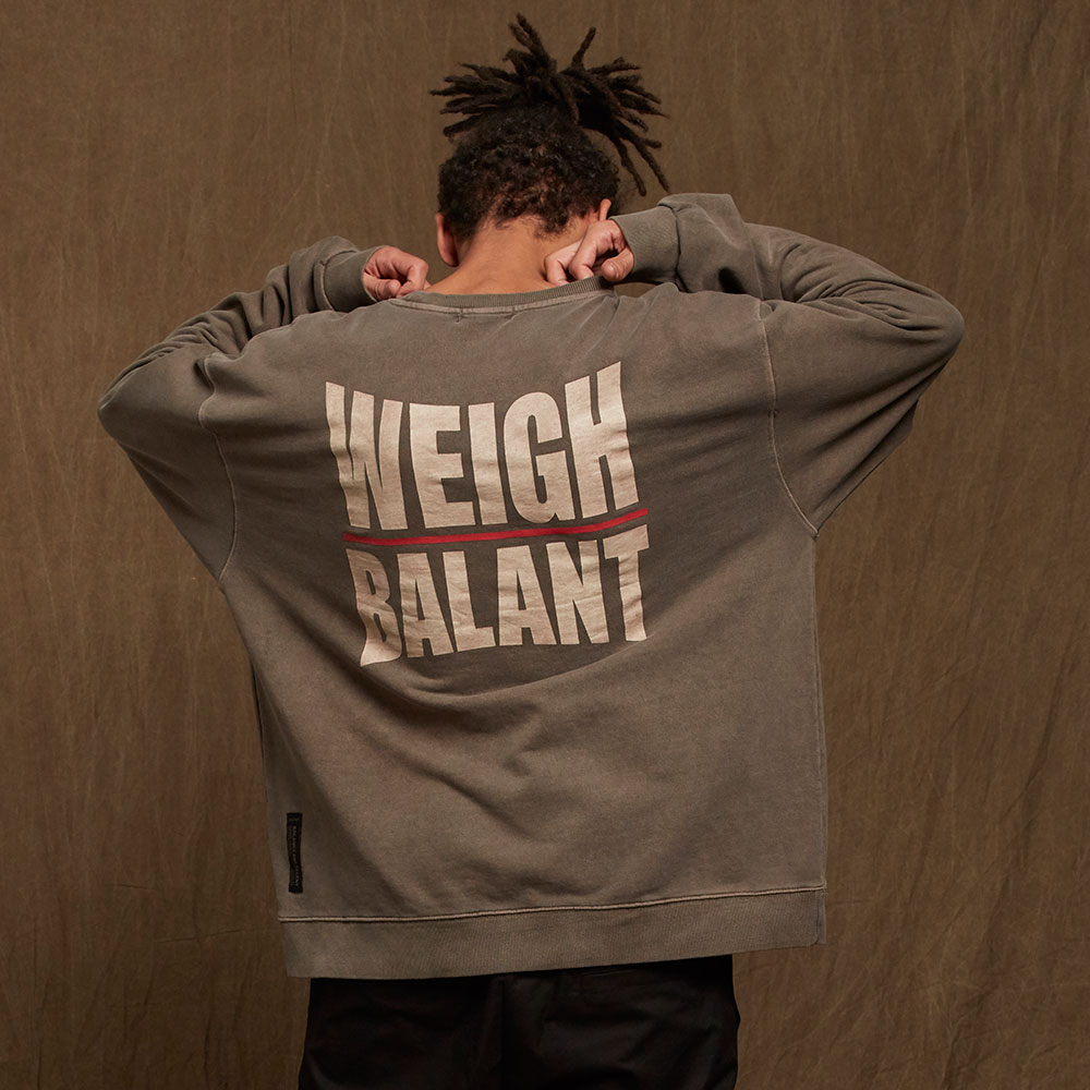 ピグメント·ウェイト·オン·イシュー·スウェットシャツ - ブラウン