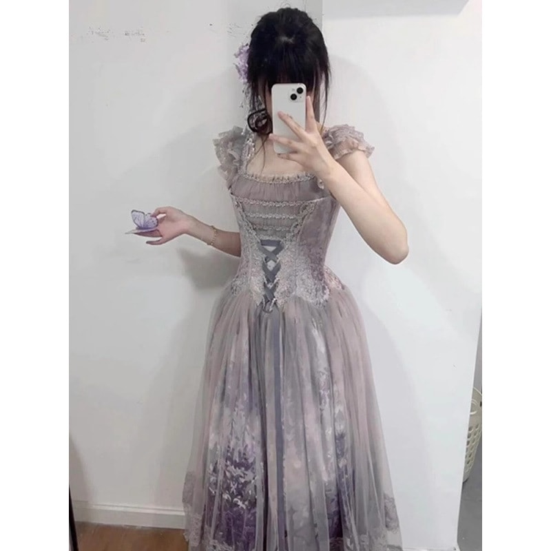 花びら型のスカートが付いた紫色のイブニングドレスロリータドレス豪華な誕生日/成人式のプリンセスドレスロリータの日常の夏のドレス