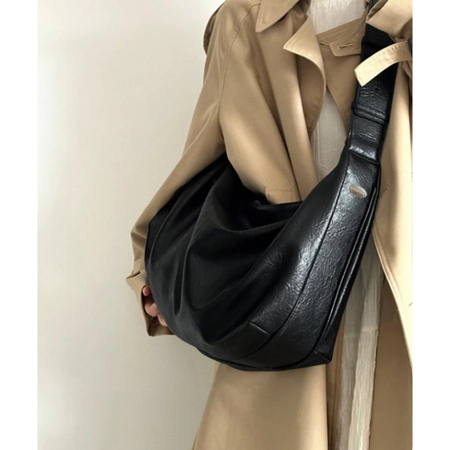 2025 韓国人気 ショルダーバッグ 斜めがけバッグ 大容量メガ割カラコンサンダル f Yt ハニーズ