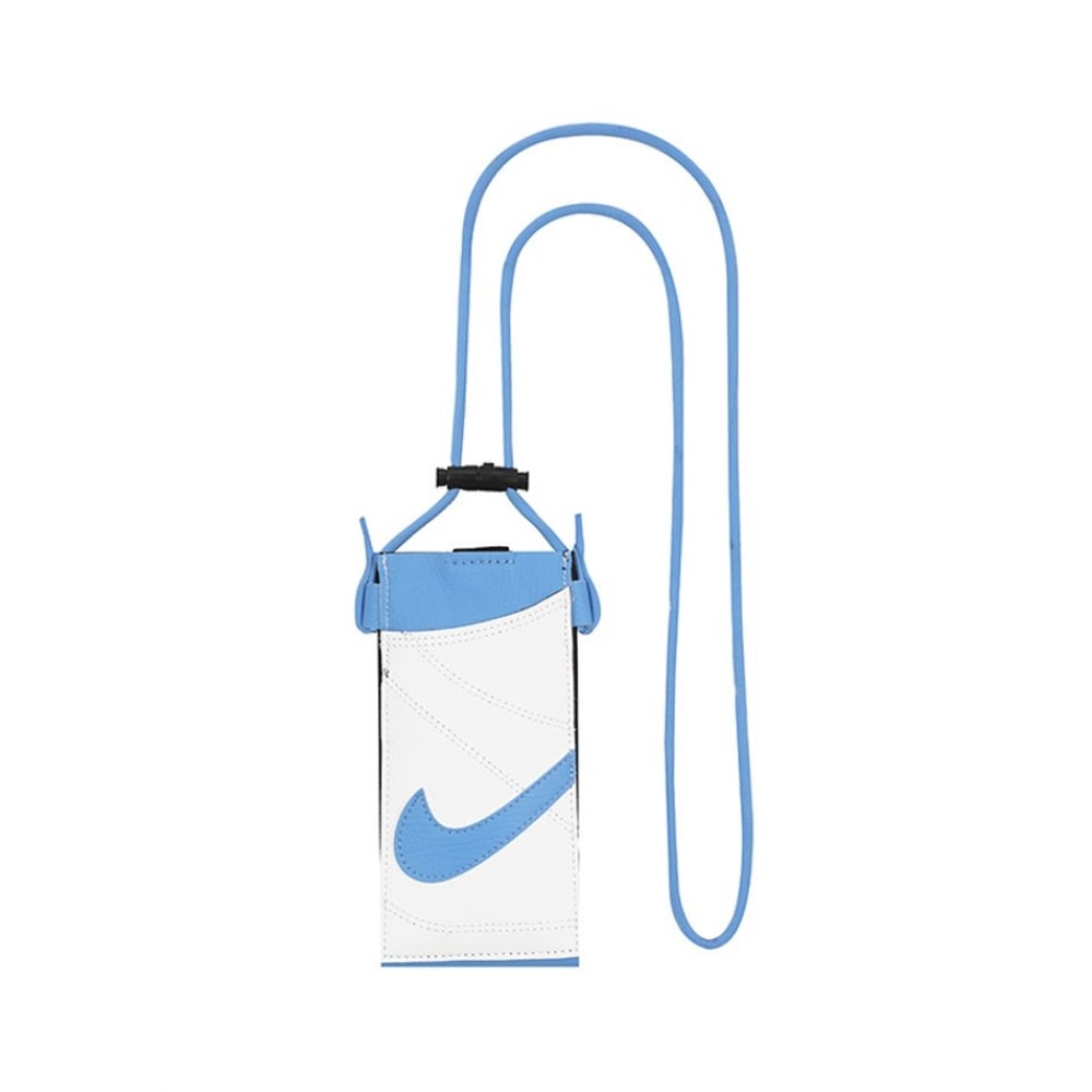 Nike プレミアムフォンクロスボディバッグ