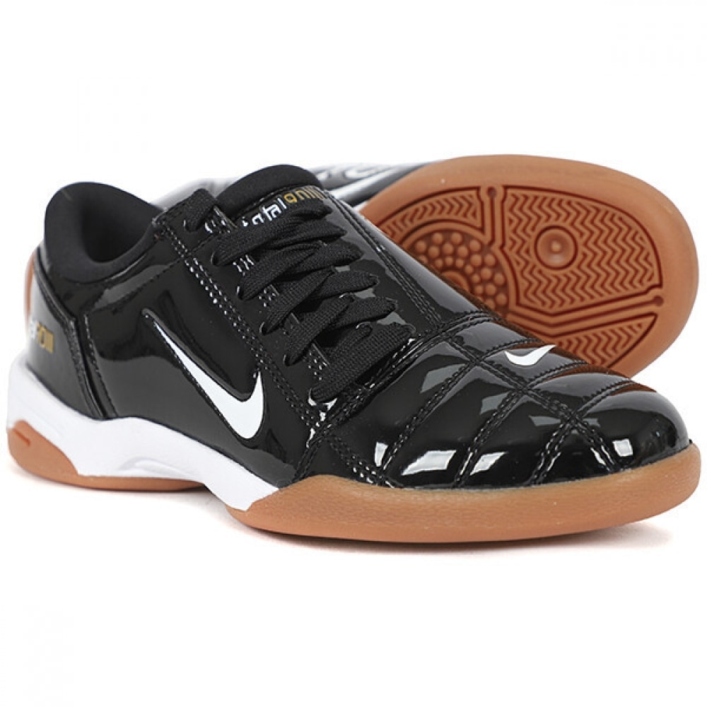 ナイキ W トータル 90 III SP