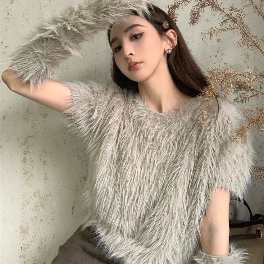 レディース トップス ニット セーター 半袖 ラウンドネック フェミニン かわいい 大人可愛い おしゃれ かっこいい こなれ感 ガーリー 個性的 エレガント モダン 主役級 存在感 抜け感