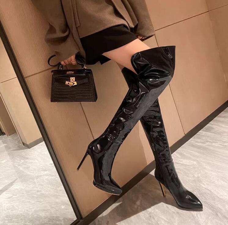 【急速出荷!】レディースブーツ　ニーハイブーツ　エナメル　11センチ　超ハイヒール　光沢　ロング丈　秋冬　春秋　サイハイブーツ　大きいサイズ　26.5cmまで　小さいサイズ　ピンヒール　スーパーロング