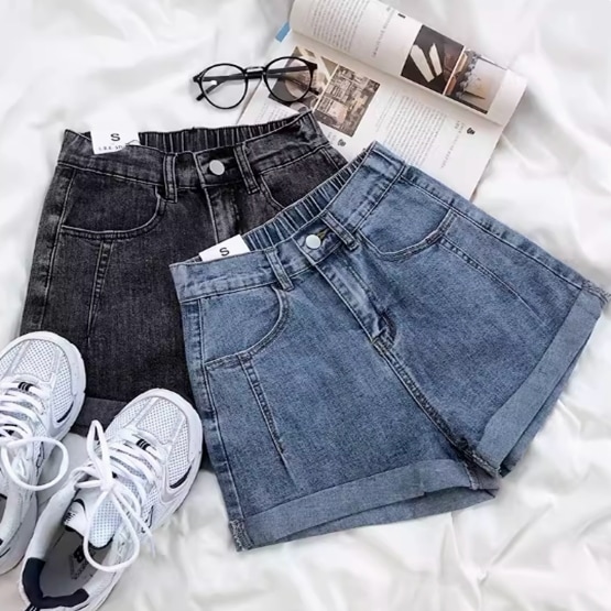 パンツ ボトムス レディース デニム ショートパンツ ショート ワイド ポケット ブルーデニム かわいい 大人可愛い シンプル カジュアル おしゃれ かっこいい こなれ感 ラフ クール 主役級 存在感