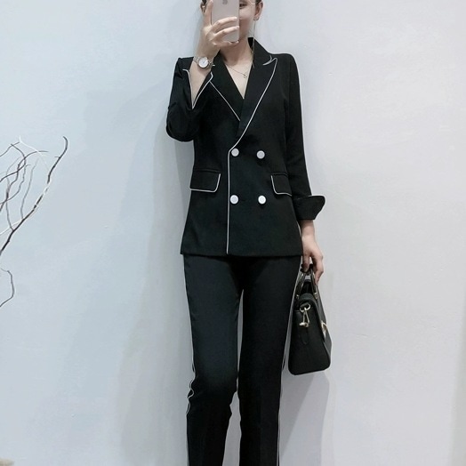 専用　ピンズ　3点セット　コービー・ブライアント　ケンドリック・ラマー 専用 ピンズ 3点セット コービー・ブライアント ケンドリック・ラマー