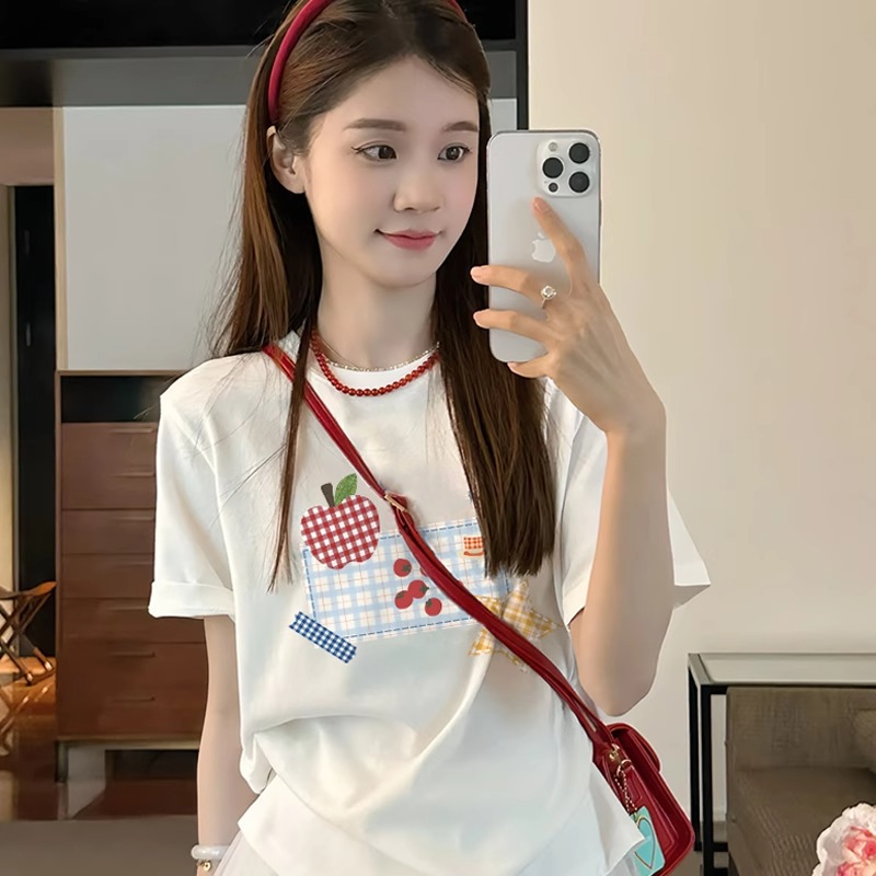 【1点ご購入 で10点プレゼントいたします】白い半袖Tシャツ女性果物純綿学生mmコーデュロイ正肩上着