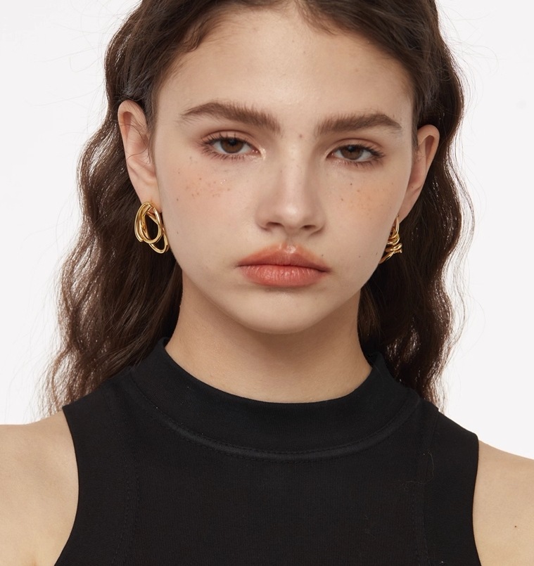 レディース アクセサリー ピアス ゴールド シルバー アシンメトリー 大人可愛い きれいめ シンプル カジュアル 上品 おしゃれ かっこいい こなれ感 エレガント モダン 主役級 存在感 フォーマル