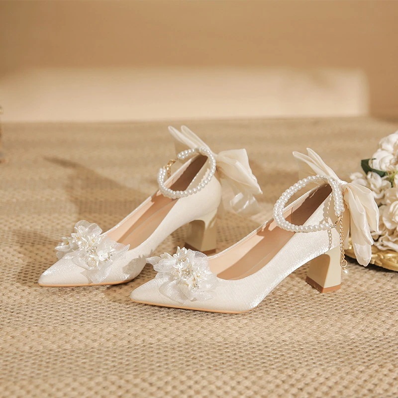 【最安値挑戦】年新型アンズ色ハイヒール女性太ヒール尖った花嫁靴ファッション結婚靴宴会用ビッグサイズ単靴 品質良い