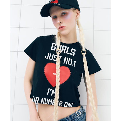 【as if calie】★HEART MEDAL T-SHIRTS HEART MEDAL T-SHIRTS BLACK - 에즈이프캘리(asifCALIE)