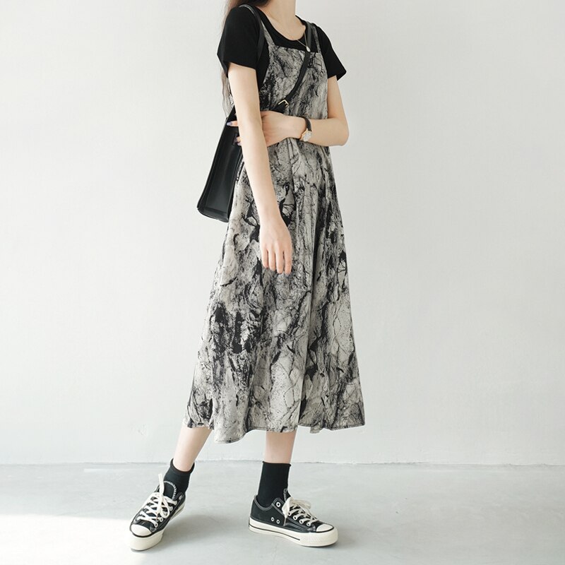 スカート 春 夏 秋 冬 カジュアル レディース ジャンスカ ミモレ丈 ロング丈 柄 ブラック かわいい 大人可愛い シンプル カジュアル おしゃれ お洒落 ゆったり ジャスト ワンサイズ こなれ感