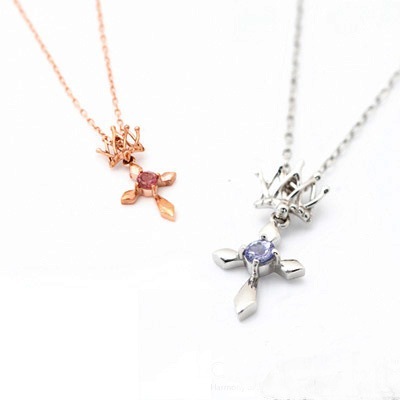 王族の為の聖なるクロス王家の十字架半貴石ネックレス Sv925 シルバー 発送目安：２３週間 5,143円