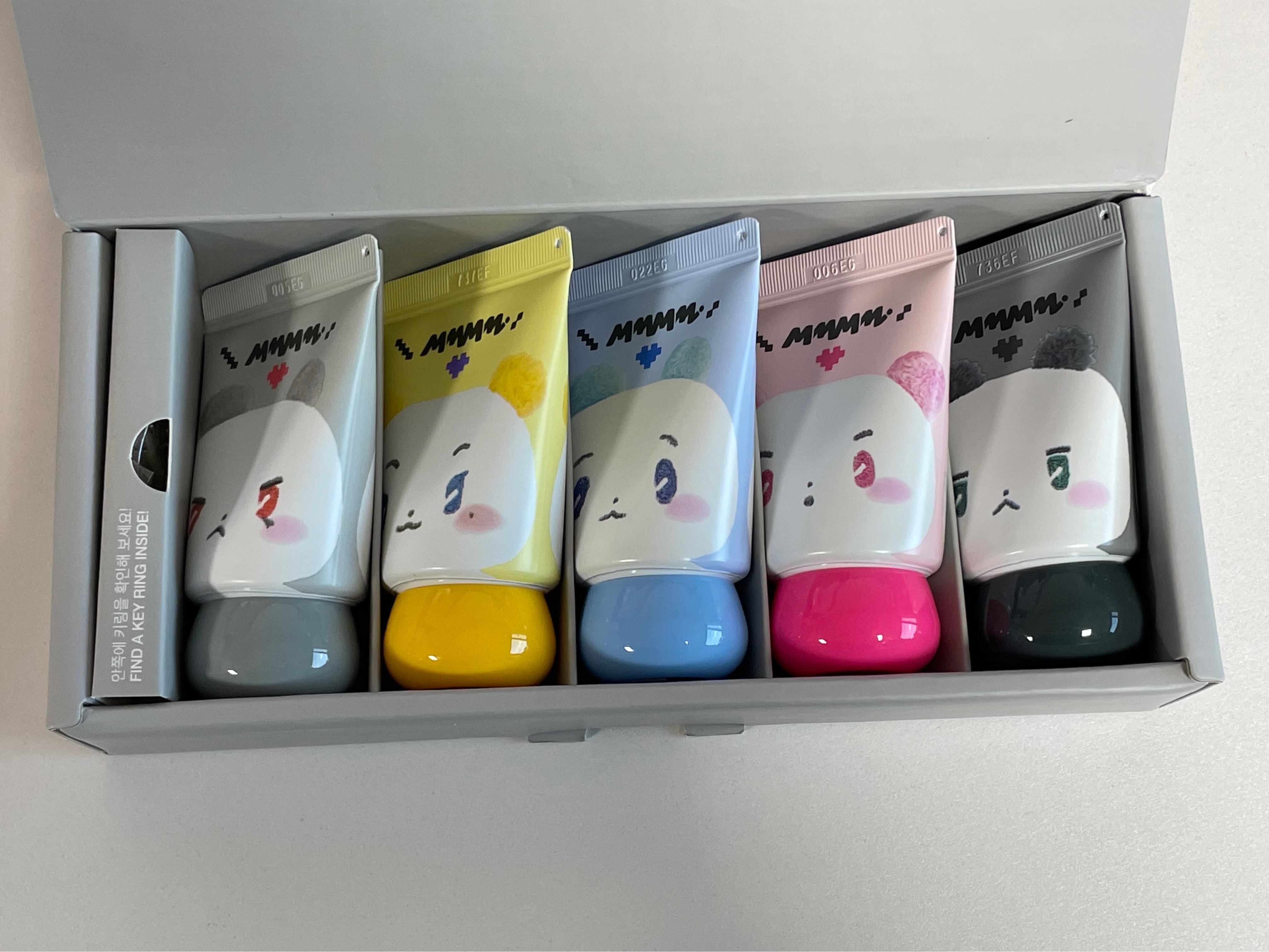 PLAVE x MEDIHEAL POP UP OFFICIAL MD EVENT GIFT MMMM HAND CREAM SET