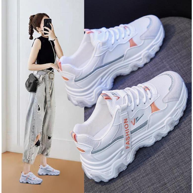 【即納】スニーカー レディース 白 おしゃれ 40代 30代 厚底 5cm身長UP 疲れない シューズ 裏ボア 韓国 通勤靴 カジュアル 軽量 美脚 おしゃれ 春 夏 秋 冬 2021新作