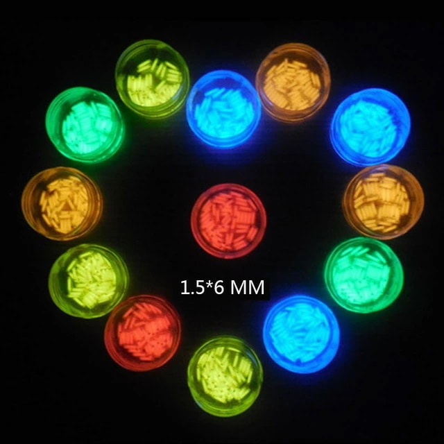 厳選素材 mm 1.5*6 トリチウム 自動発光 年 キーホルダー 15 1個いり　蛍光管救命 非常灯 キャンプ用 tbq420