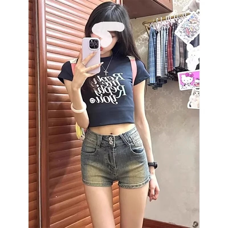 アメリカンスタイルのレディースハイウエストデニムショートパンツ2025年夏の新作スタイルニッチなハイウエストスリミング脚長効果ホットガールショートパンツ