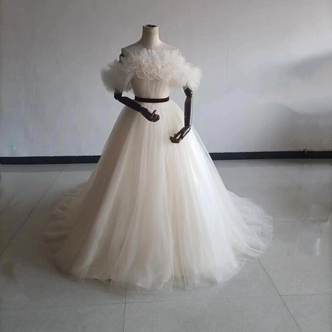 人気上昇！カラードレス オフショルダーの2WAYドレス　ロングトレーン パーティードレス お色直し