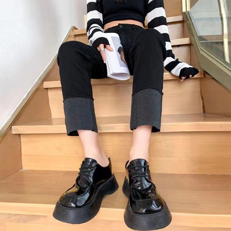 2025年秋の女性用ハイウエストストレートレッグジーンズ新しい黒の痩身デザインスプライスシガレットパンツ