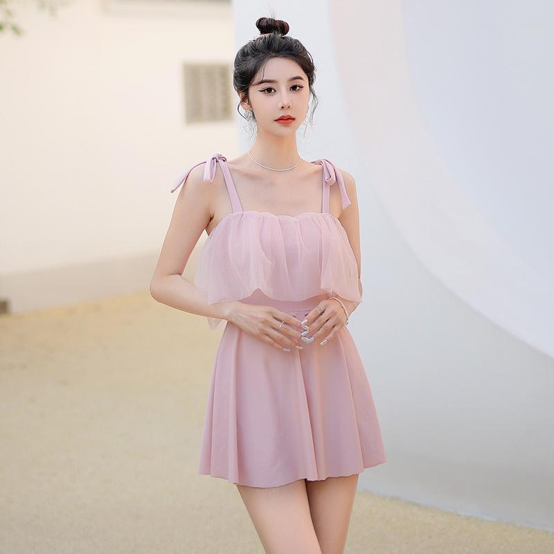 【3日で出荷】新作 水着 露出控え レディース 体型カバー ビキニ ホルターネック オールインワン ショートパンツ 小胸 スカート お洒落 おしゃれ キレイ かわいい 4,764円