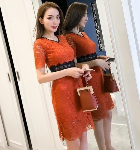 1304．花柄レースタイトドレス（オレンジ）パーティドレス 二次会 お呼ばれ 大人 かわいい 女子会 上品