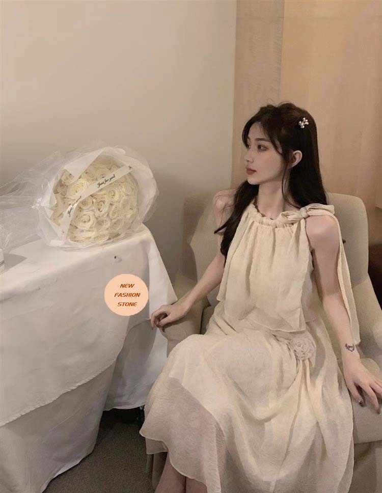 法式温柔甜美设计感吊带上衣女2024夏季新款高级感半身裙两件套装