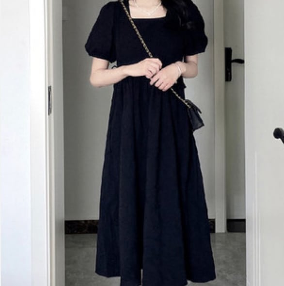 ワンピース デート 膝丈 ひざ丈 ミモレ ミモレ丈 袖あり 半袖 スクエアネック かわいい 大人可愛い きれいめ シンプル カジュアル 大人 上品 おしゃれ お洒落 主役級 存在感 夏 10代 20代