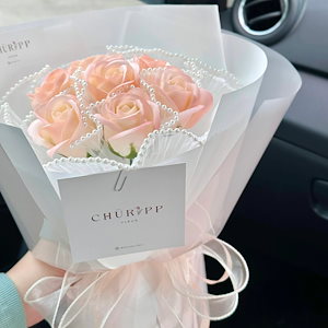 TikTok石鹸の花の花束のシミュレーションの花束ピンクの花の花束の完成品はお母さんの女子学生の誕生日の贈り物のアイデアの贈り物を送ります