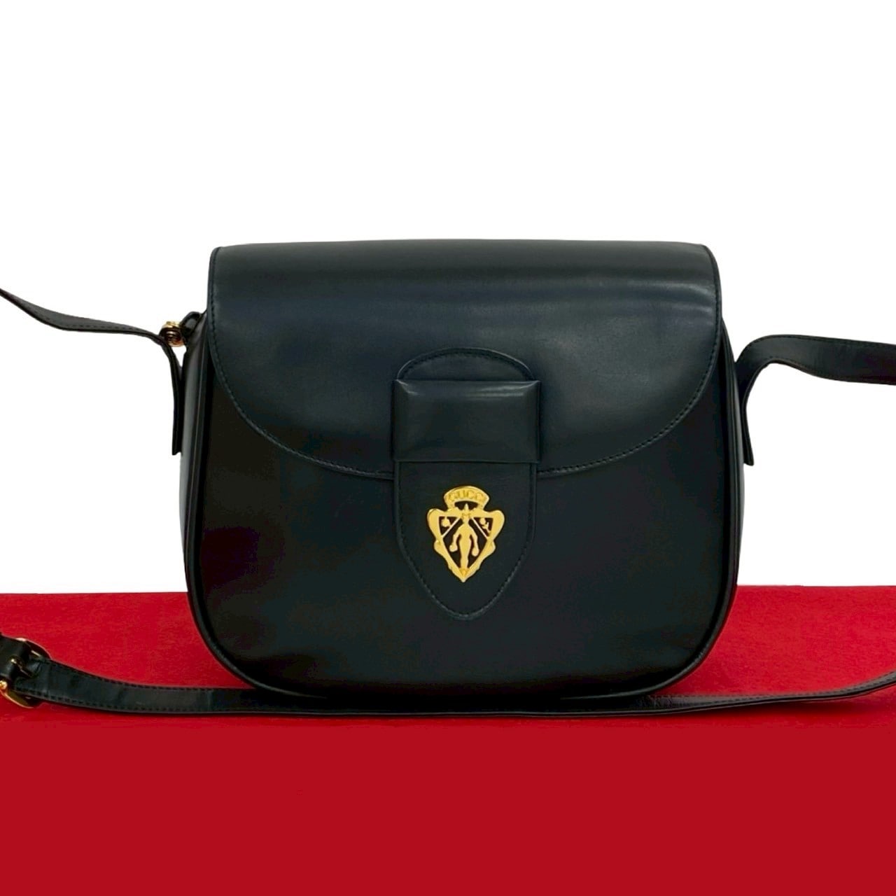 ヴィンテージ ロゴ 金具ショルダーバッグ カーフ レザー ブラック 24029