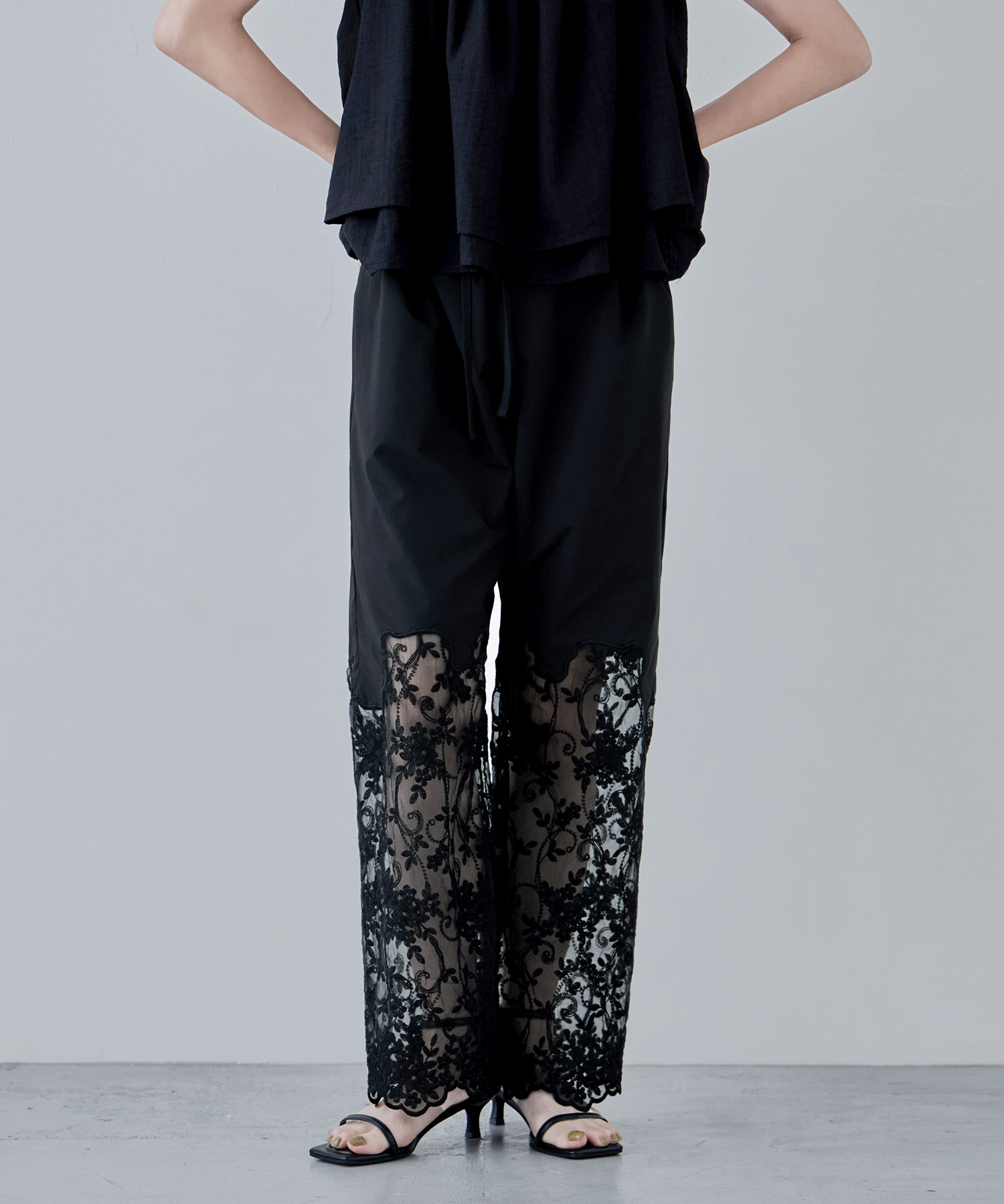 スカラップレースシアーパンツ ボトムス パンツ スラックス ワイドパンツ 花柄 フラワー レース シアー ロング ストレートパンツ ゆったり 長ズボン ゴム 柄パンツ 総ゴム