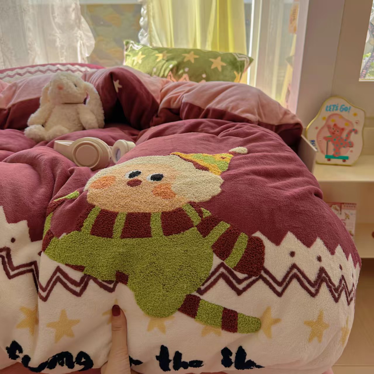 サンタクロース ミルクフリース 寝具セット 漫画風かわいいタオル刺繍 冬用寝具 掛け布団カバー シーツセット (3点)