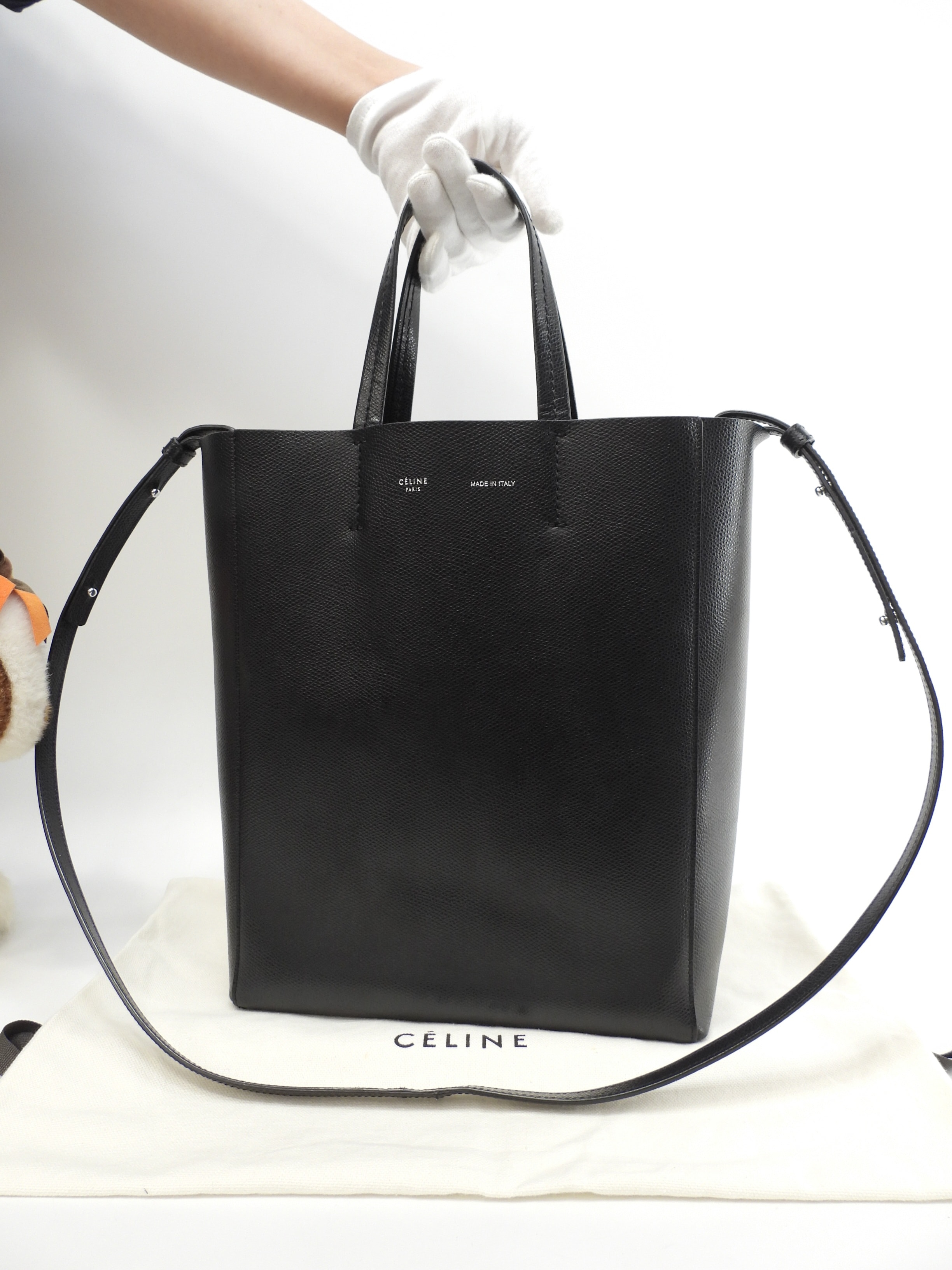 ヴァーティカルカバ スモール レザー黒 ポシェット ハンドバッグ@W-CU-3168