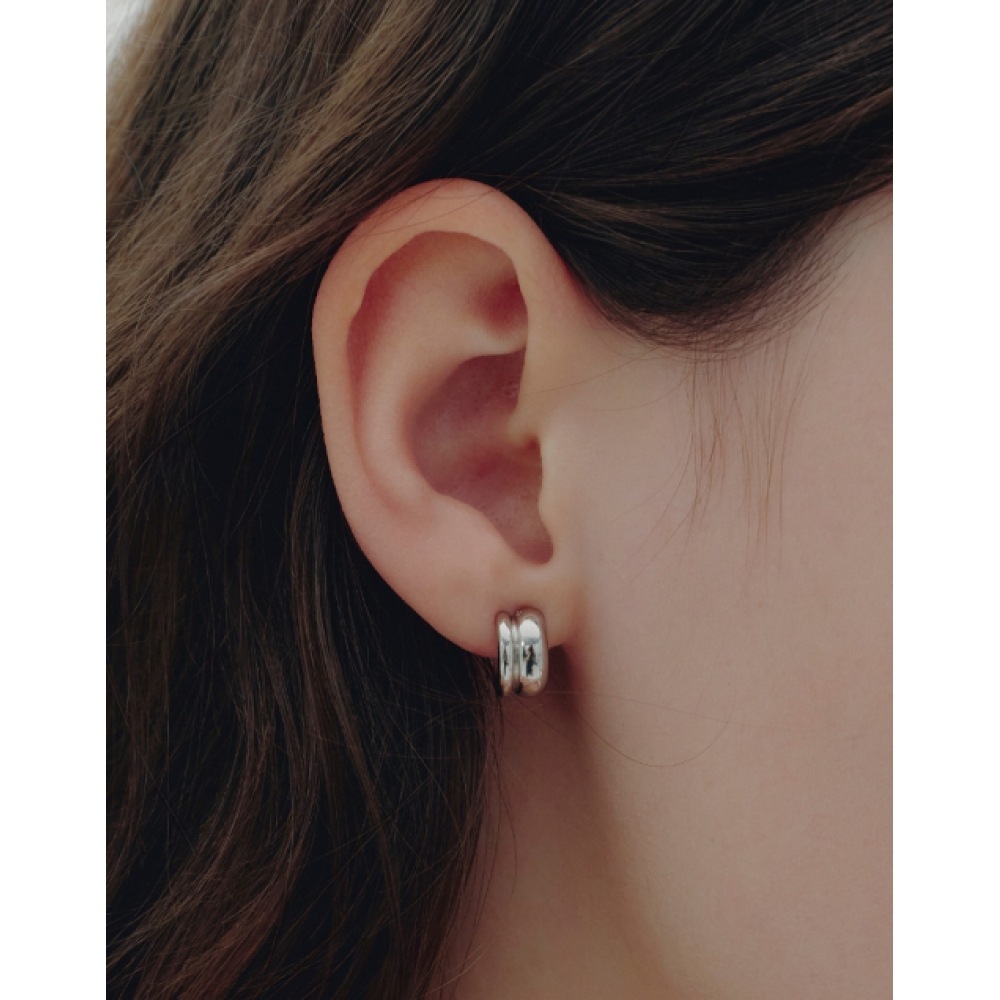 HYERES LOR シャンパンフルムーンシルバー (W) デュオピアス S HL2E65239W9XXX