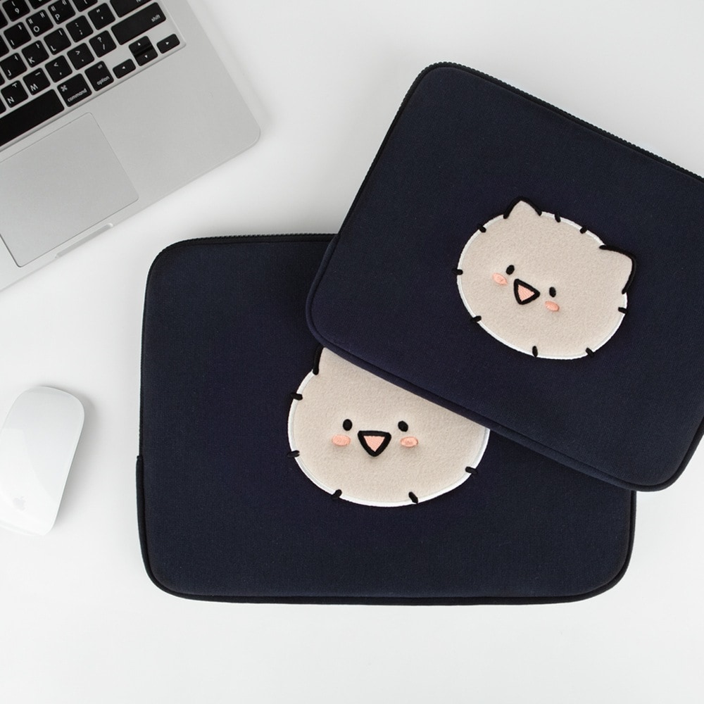 刺繍ポケットiPadノートパソコンポーチ遠いクマ