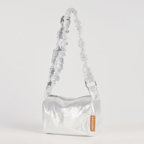 【VENGDI】 OLGA BAG : SILVER VENGDI] Olga Bag Silver ハンドバッグ