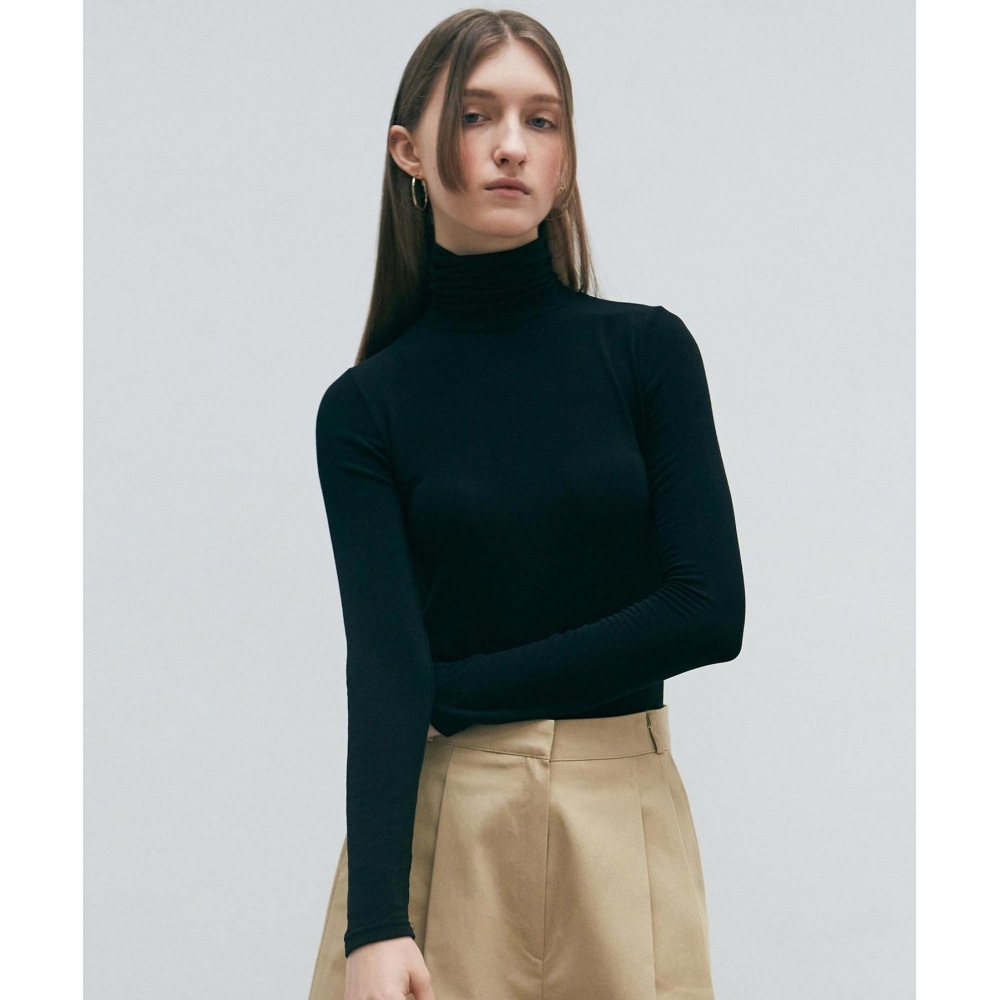 NICK&NICOLE ミニマルスリムタートルネック Tシャツ_ブラック