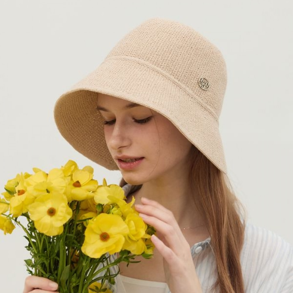 [リアーナニューヨーク] ソリッドストラップボンネットハット_ベージュ