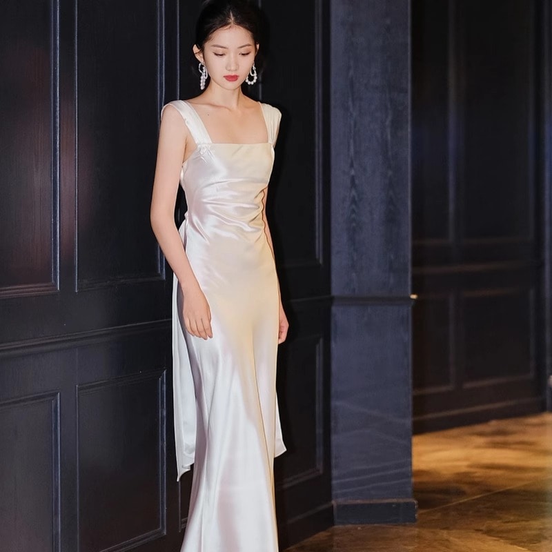 軽ウェディングドレス旅写簡略韓国式超仙白色痩身魚尾迎賓紗2023新型宴会ドレススカート