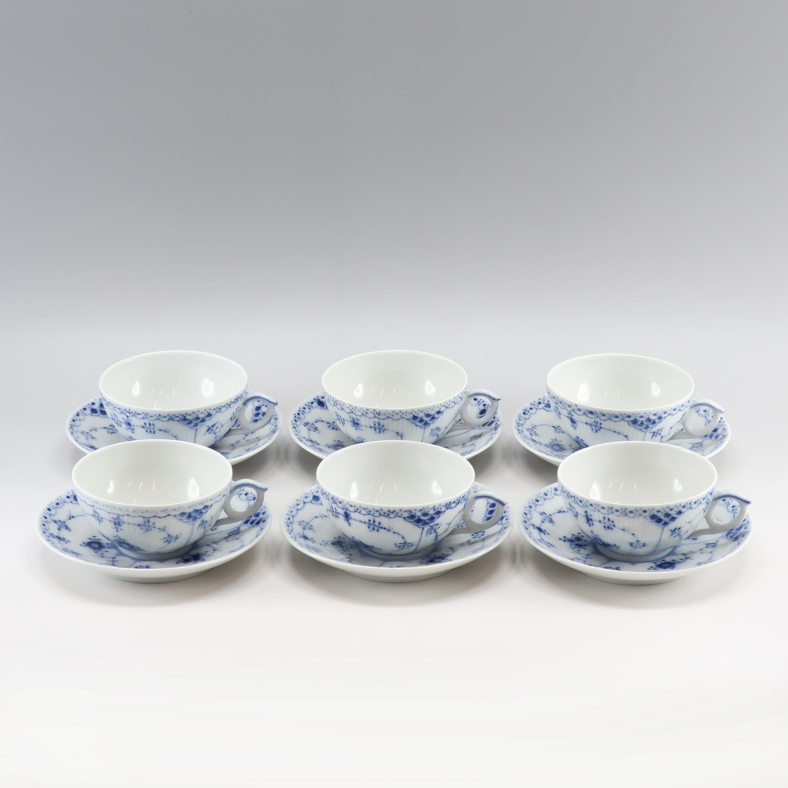 ブルーフルーテッド ハーフレース ティーカップ&ソーサー6 ポーセリン _ 食器 中古A-ランク