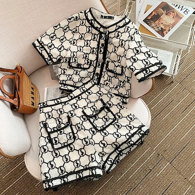 再10　花　刺繍　花びら　ピアス　イヤリング　ビジュー　ビオラ　ワッペン　青 再10 花 刺繍 花びら ピアス イヤリング ビジュー ビオラ ワッペン 青